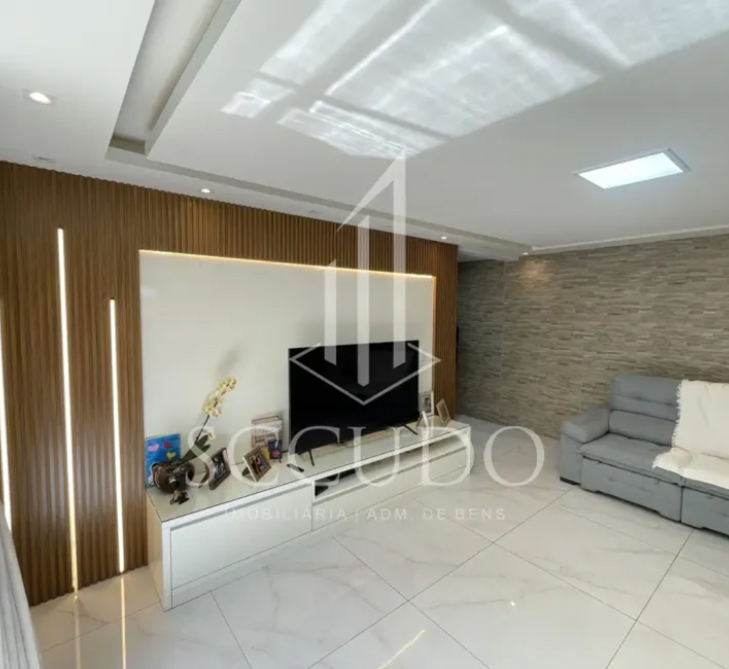 Sobrado com 4 Quartos e 5 banheiros