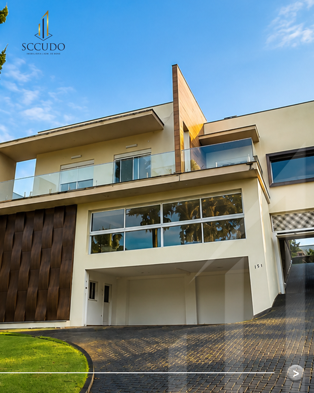 Casa de Condomínio à Venda no Arujazinho | 630 m² | 5 Quartos | Frente ao Lago