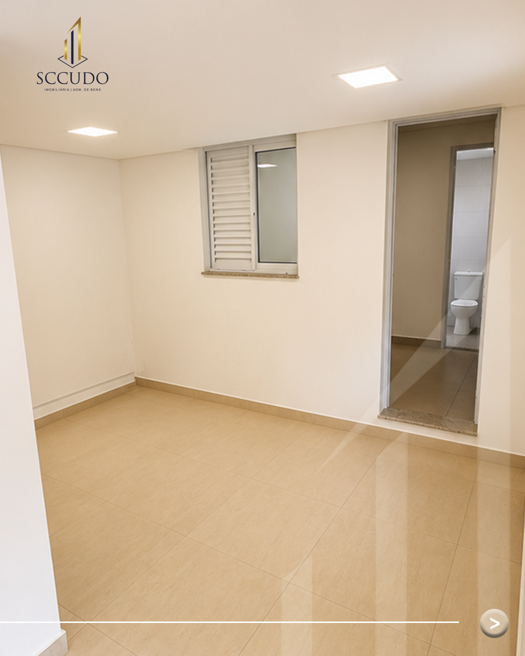 Casa de Condomínio à Venda no Arujazinho | 630 m² | 5 Quartos | Frente ao Lago